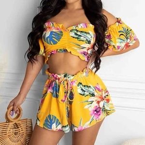 New Yellow floral sweetheart neck ruffle off shoulder crop top size 2X